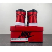 1 Air OG FD4810-061 Satin High WMNS Bred Jordan 0530